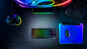 Razer te ajută să-ți personalizezi tastatura mecanică wireless până la ultimul detaliu cu noua BlackWidow V4 Tenkeyless HyperSpeed
