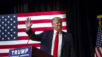 Casa Albă a anunțat oficial boala de care suferă Donald Trump.  Ce diagnostic i-au pus medicii după ce a acuzat umflături persistente la nivelul picioarelor