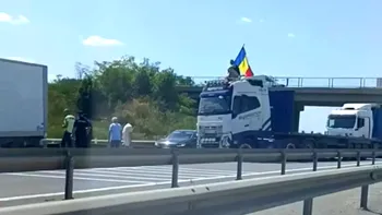 Ce pedeapsă a primit șoferul care a urcat pe cabina TIR-ului și a blocat circulația pe A1