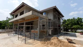 Doi români au dezvăluit cât i-a costat o casă de 170 mp la roşu, în 2025. Au pus pe listă şi cheltuielile neprevăzute