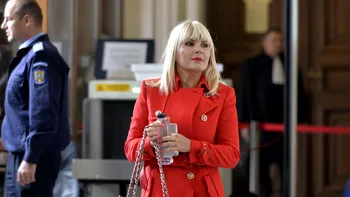 Ce spune Elena Udrea despre revenirea în politică: “La cine văd că ne conduce azi, mai că mă bate gândul”