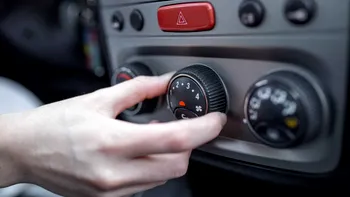 Greșeala care îți poate distruge motorul vara. Ce nu trebuie să faci niciodată când pornești aerul condiționat