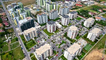 De la 1 august, proprietarii din România vor plăti mai mult: cum cresc taxele pe locuințe pe noua formulă de calcul