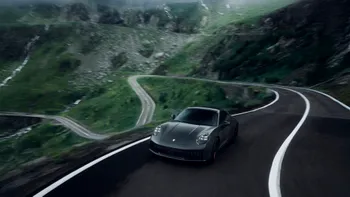 Primul Porsche 911 Carrera 4 GTS „Tribute to Transfăgărășan” a fost livrat unui român. De ce este specială mașina, de fapt?
