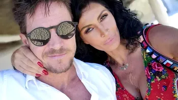 Primele imagini cu Mihaela Rădulescu de la priveghiul lui Felix Baumgartner. Ce le-a cerut vedeta să facă tuturor celor care vin să își ia rămas-bun de la celebrul parașutist