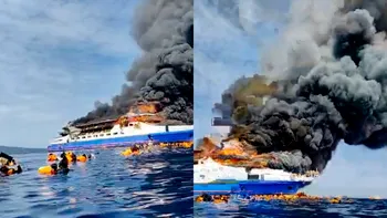 Un feribot cu sute de turişti la bord a luat foc. Cinci oameni au murit, imaginile cu nava fac înconjurul lumii