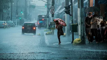 ​​Traseul anticiclonului Atlantic: primele județe care vor fi lovite de fenomene meteo extreme. Meteorologii, în alertă