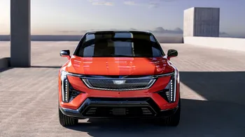 Cum transformă Cadillac materialele reciclate în interioare de lux. Gunoiul unora, comoara altora