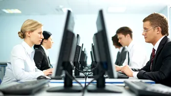 Criza din IT-ul românesc: concedieri masive, dar și proiecte înghețate în 2025