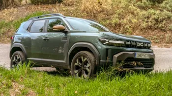 Ce mașini și-au cumpărat românii în 2025, cum stăm la segmentul electric