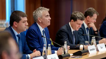 Vicepremierul Dragoș Anastasiu, primele explicații în scandalul mitei de la ANAF: „Demisionez” UPDATE