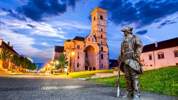 Micul oraş din România care fascinează străinii. Turiştii cred că e mai frumos decât Cluj-Napoca sau Sibiu. Foto