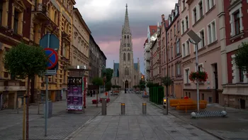 Wizz Air introduce o nouă rută din România. Românii pot ajunge acum rapid într-un oraş superb din Polonia