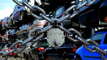 Criză în piața auto: înmatriculările de mașini noi s-au prăbușit după suspendarea programului Rabla