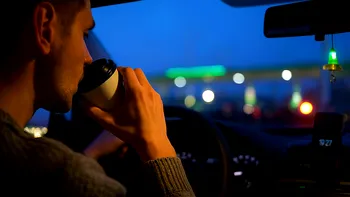 Cafeaua băută noaptea are un efect neașteptat asupra comportamentului. Descoperirea cercetătorilor într-un studiu recent