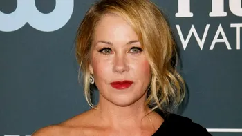 Christina Applegate, internată în spital din cauza unei infecții grave la ambii rinichi