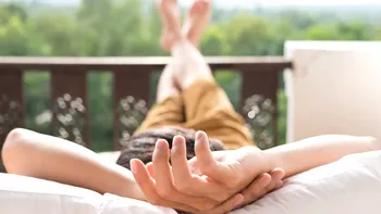 Diferența dintre concediul de odihnă și concediul medical în 2025. La câte zile libere ai dreptul pe an, cum ți se plătesc
