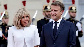 Emmanuel Macron, declarații surprinzătoare despre campania de denigrare la adresa Primei Doamne. De ce au ales să meargă „până la capăt”