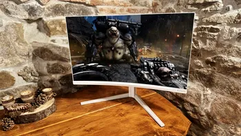 REVIEW Philips Evnia 32M2C5501 - monitorul curbat de gaming cu 180Hz și Ambiglow care te ajută să te scufunzi în jocurile tale preferate cum nu credeai posibil