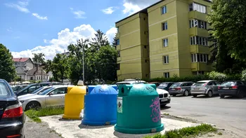 La ce distanţă de zidurile blocului este legal să se amplaseze pubelele de gunoi. Mulţi români nu ştiu regulă