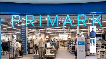 Angajații Primark din Bari au intrat în grevă. Se plâng că sunt cronometrați cât timp stau la toaletă și de turele epuizante