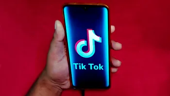 TikTok își rescrie regulile pentru a fi mai clare și mai ușor de înțeles de toată lumea
