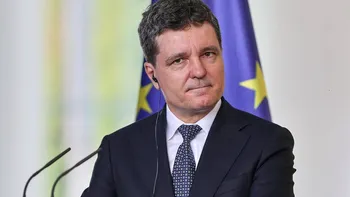 Unde ar fi fost Nicușor Dan în timpul funeraliilor lui Ion Iliescu? Preşedintele, mai aproape decât se credea de catafalc