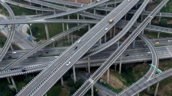 Orașul modern în care și GPS-ul se încurcă: șoferii fără 10 ani de experiență sunt sfătuiți să evite condusul