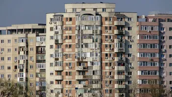 Care este durata de viaţă a unui bloc, de fapt? Mulţi cumpără apartamente în clădiri vechi de 50-60 de ani fără să ştie acest detaliu