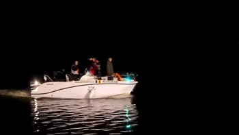 Noi detalii despre medicul şi fiul de 13 ani care au murit pe Lacul Snagov, în timpul furtunii. Cei doi ieşiseră cu un caiac pentru a face mişcare