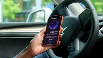 Aplicația care introduce vitezometrul permanent și devine rival direct pentru Google Maps