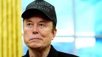 Chinezii continuă să îi ia fața lui Elon Musk în Europa: Vânzările Tesla scad cu 40%, în timp ce BYD își triplează înmatriculările
