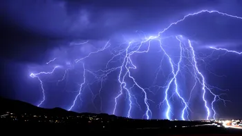 Mega-fulgerul care a scris istorie: 829 de kilometri de electricitate pură peste America