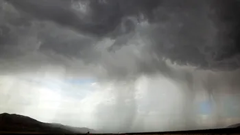 Alerte meteo de ploi torențiale, vijelii și caniculă. Cod portocaliu de vreme rea valabil pentru mai multe judeţe, harta ANM