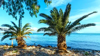 „Thailanda Europei”: străinii trăiesc visul de vacanță aici, dar localnicii pleacă pe bandă rulantă din cauza prețurilor mari