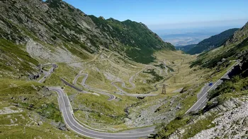 Circulaţia pe Transfăgărăşan se închide vineri pentru trei ore. Ce restricţii au anunţat autorităţile
