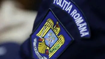Un polițist a lovit cu maşina un bătrân care traversa strada pe trecerea de pietoni. Ce spun oficialii Poliției județene Prahova despre incident