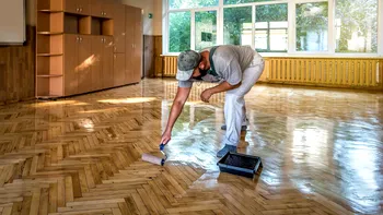 Cât costă să schimbi parchetul într-un apartament de 2 camere. Cât a ajuns să coste  materialele