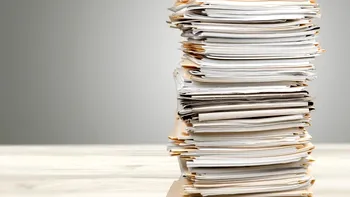 Ce înseamnă dacă ordonezi facturile de la cea mai mică la cea mai mare, conform psihologilor. Obiceiul spune multe despre tine