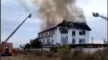 Cine sunt cele două femei care au murit în urma incendiului de la hotelul din Prahova. Unitatea funcționa fără autorizație ISU
