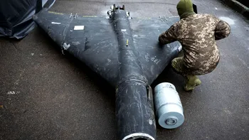 Războiul dronelor: Rusia și tehnologia din spatele armelor ieftine, dar tot mai precise și costisitoare de combătut, cu modemuri „mesh” și camere frontale