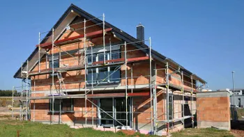 La câți metri de drum poți construi o casă. Ce spune legislația actuală