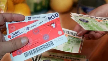 Se înregistrează sau nu tichetele de masă în Revisal? Ce spune legea și cum trebuie procedat corect