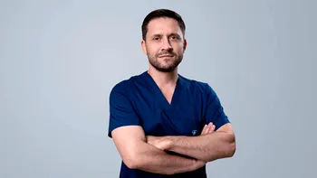Succes spectaculos: fibrom gigant operat ca o naștere de dr. Gică Gheorghe, de la MedLife