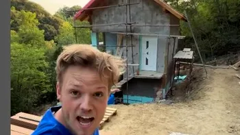 Surpriză uriașă pentru un american după ce a cumpărat o casă ieftină, cu 5.000 de euro, în Zagorje. Ce a găsit în perete