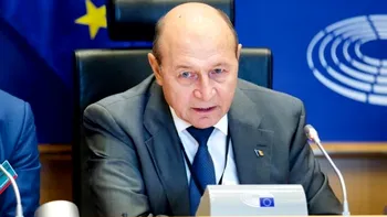 Traian Băsescu, atac dur la ministrul Apărării după ce drone rusești au intrat în spațiul aerian al României: „Să fie cinstit cu populația, nu cu povești despre vegetația uscată”