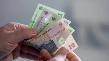 Greșeala banală care îi costă pe români. Unde și de ce vor fi nevoiți să achite o taxă suplimentară de 60 de lei