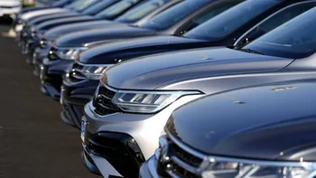 UE revizuiește interdicția motoarelor cu combustie și promite sprijin extins pentru industria auto