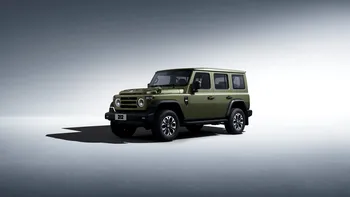 Arată ca un Land Rover Defender, dar vine de la chinezi și costă cât un Logan. Ce știm despre „copia” BAW 212