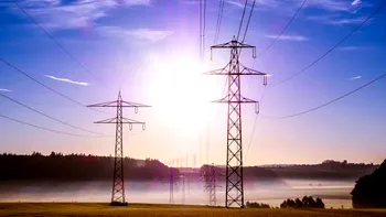 Trei furnizori de energie sub plafonul de 1,3 lei/kWh. Unul dintre ei, sancționat de ANRE
